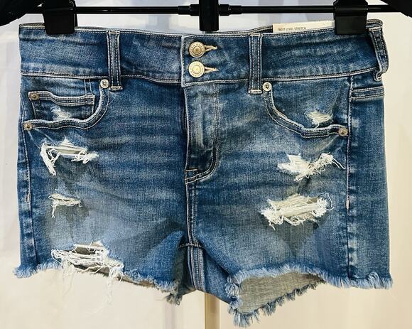 American Eagle Outfitters Pants - NWT American Eagle High Rise Shortie Jean Shorts size 4